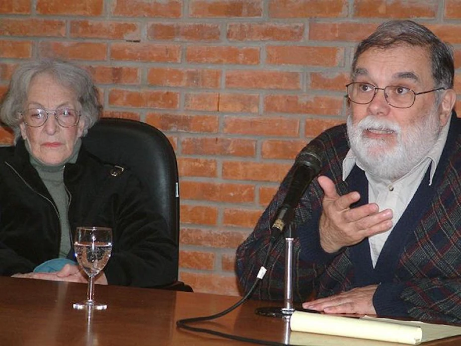 Enrique Fierro con Ida Vitale