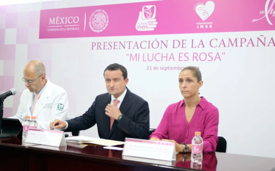 Campaña rosa contra cáncer de mama