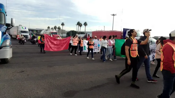 Cierre México-Querétaro: Manifestantes contra la Reforma Judicial afectan caseta de Tepotzotlán