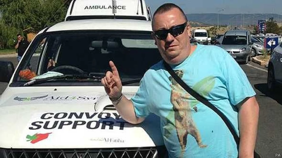 EI había amenazado con matar a Henning si el primer ministro David Cameron seguía apoyando la lucha contra el grupo.