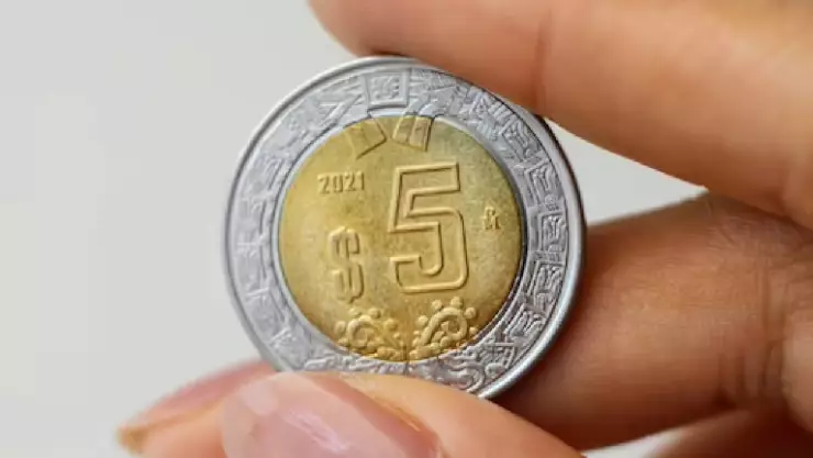¡Revisa la cartera! Esta moneda de 5 pesos se vende en 400 mil pesos