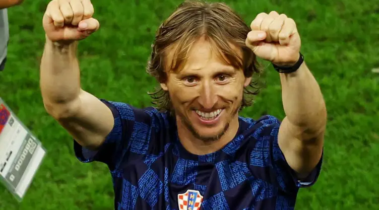 Luka Modric festeja la clasificación a 4tos de Final