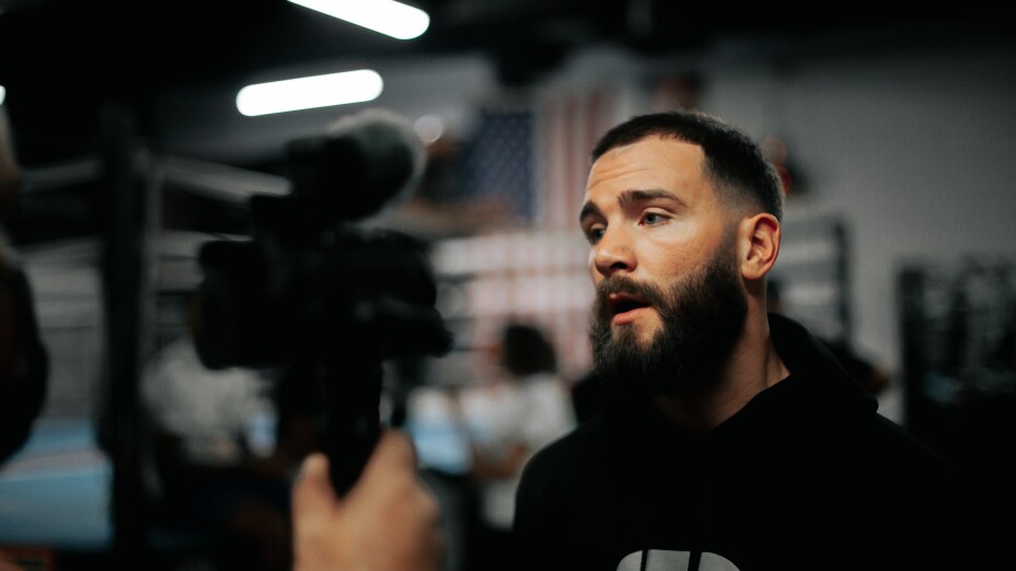 Caleb Plant entrenamiento pelea Canelo Álvarez