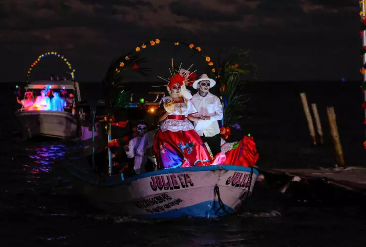 ¡Con catrinas y música! Así se celebra el Hanal Pixán 2023 desde Puerto Juárez (FOTOS).jpg