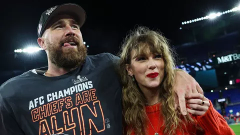 Taylor Swift y Travis Kelce.jpg