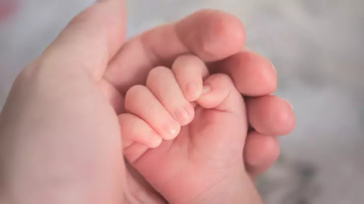 Tragedia: Bebé de influencer muere a los 2 meses de edad