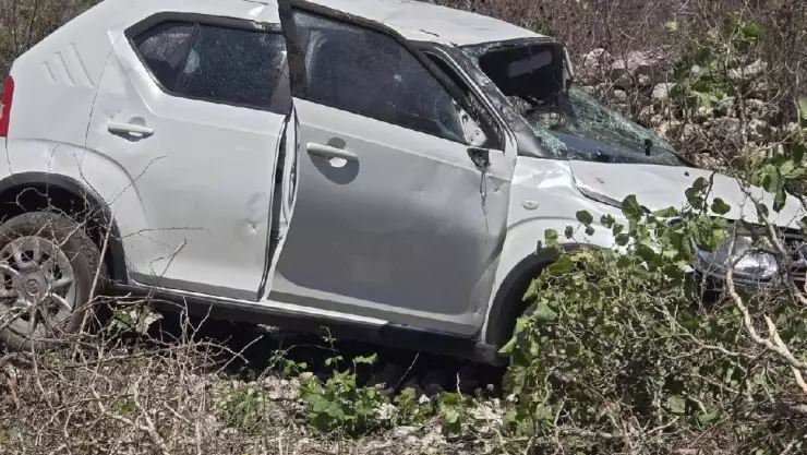 Mujer LESIONADA tras fuerte ACCIDENTE en carretera Hunucmá; esto se sabe
