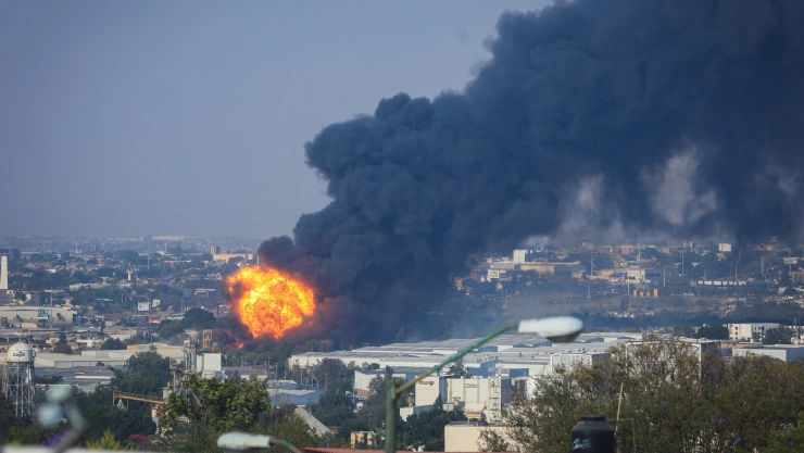 Incendio en la colonia Álamo Industrial.jpg