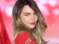 Así reaccionó Belinda por burlas de Nodal tras su caída en la pasarela