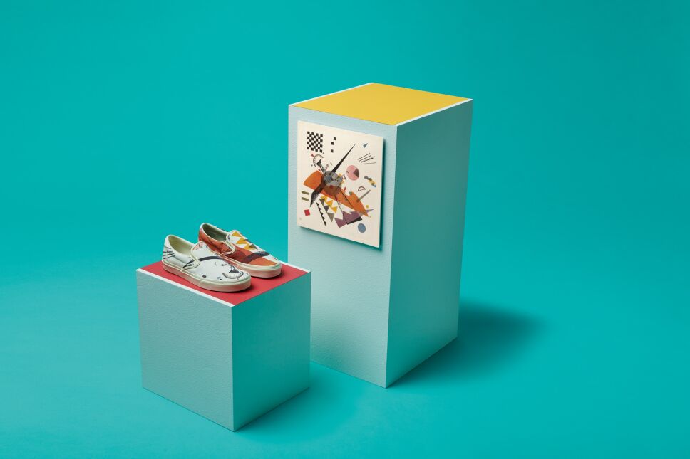 HO20_VN0A4U381ID_ClassicSlip-On_MoMA_VasilyKandinsky_Elevated.jpg