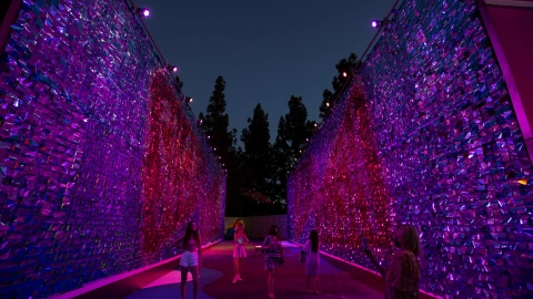 En California disfrutan de nuevo parque temático