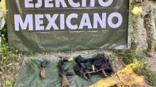 Detiene a una mujer y dos hombres en Concordia, Sinaloa.