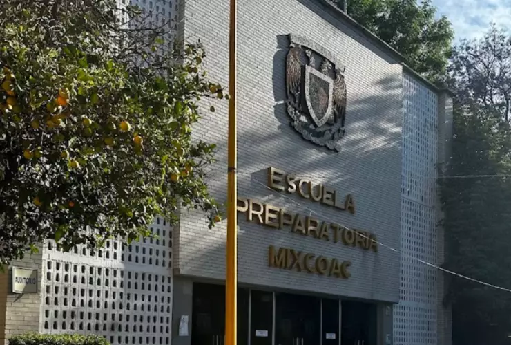 Sujetos encapuchados toman las instalaciones de la Preparatoria 8