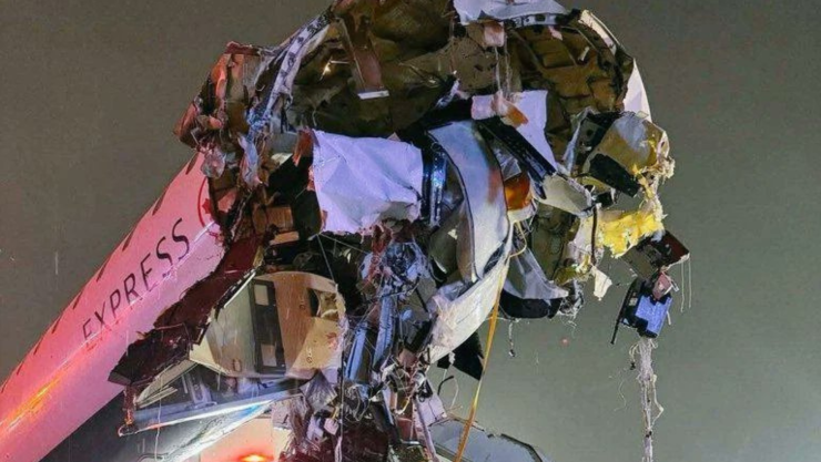 Último audio de pilotos antes del choque de avión AirCanada y camión de bomberos.png