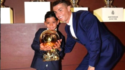 cristiano ronaldo y su hijo