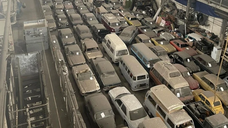 autos de colección bodega Londres.jpg