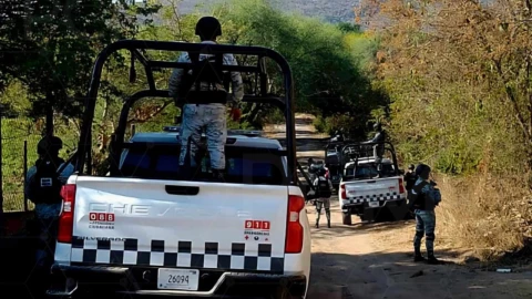 explota mina a sargento en Michoacán