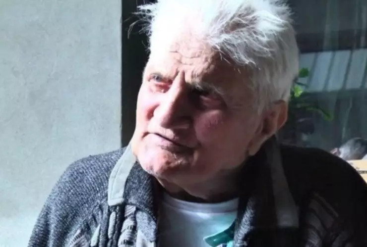 Hombre desapareció por 30 años y regresó a casa con la misma ropa