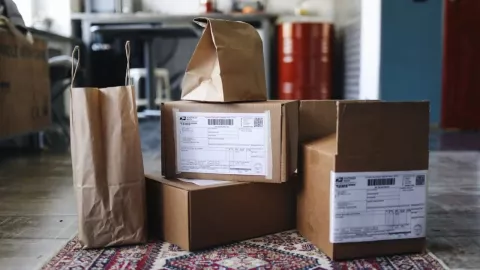 ¿Cómo funcionan los fraudes por paquetería en México?