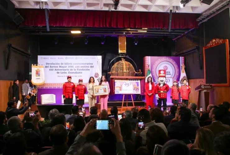 Lotería Nacional presenta billete conmemorativo por los 450 años de la fundación de León