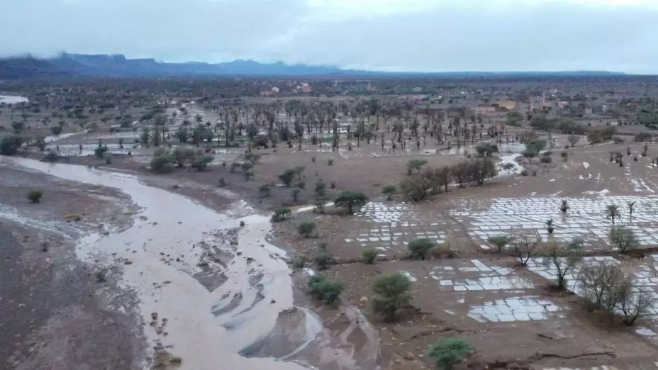 Zona desértica inundada por fuertes lluvias en Marruecos