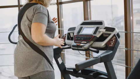 La razón por la que el cardio está arruinando tu progreso en el gimnasio