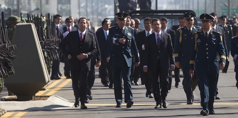 El presidente Enrique Peña Nieto encabezó la conmemoración del Centenario del Ejército mexicano