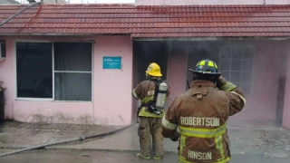 Bomberos sofocan incendio en casa de Cozumel, no hay heridos