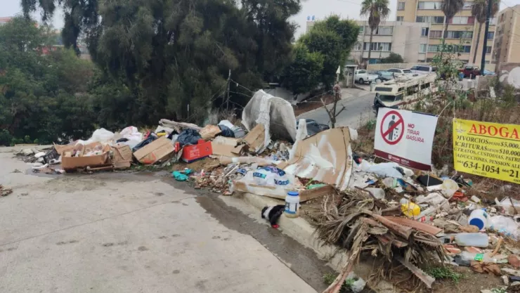 Acululacipon de basura en la colonia Libertad