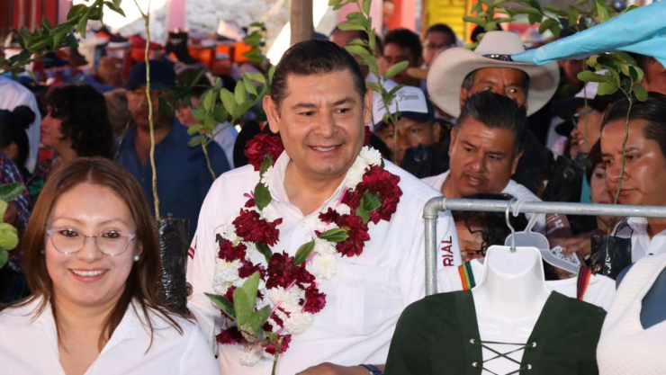 Alejandro Armenta anuncia que dejará el Senado; va por la gubernatura de Puebla