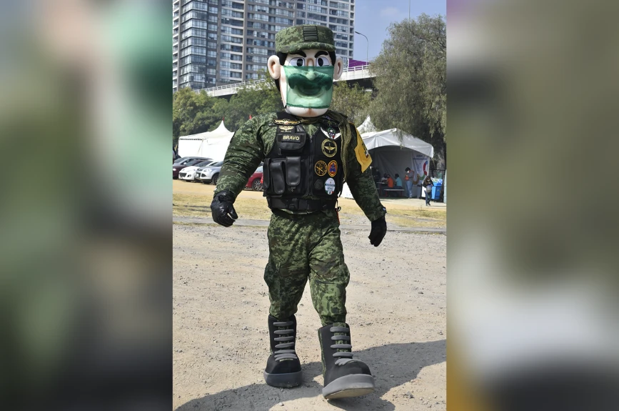 ¡NOS VISITÓ LA SOLDADO ALEXA BUENO, EL SOLDADO ZAVALA Y EL SARGENTO BRAVO!