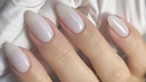 9 diseños de uñas para manos gorditas que las harán lucir más delgadas