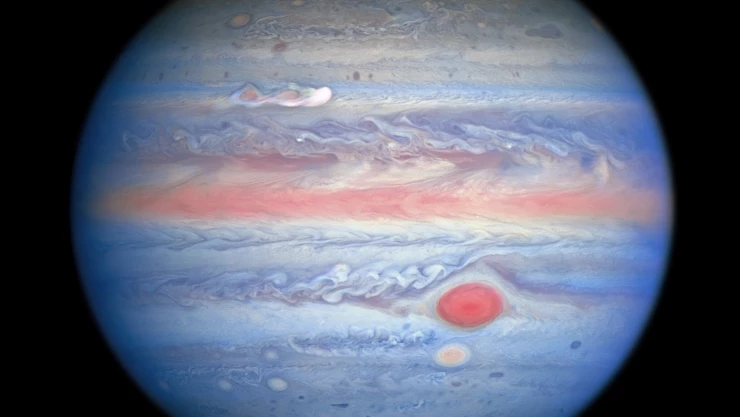 Hubble’s New Rainbow View of Jupiter