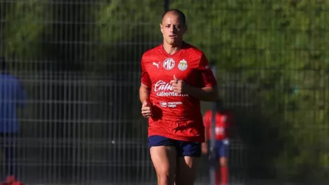 Chicharito Hernandez con Chivas