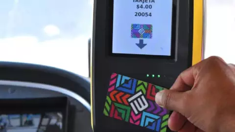 En esto consiste la nueva estafa de la Tarjeta de Movilidad Integrada que afecta al Metro CDMX y Metrobús