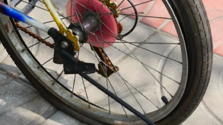 Muere ciclista en la Central de Abasto tras ser atropellado en Iztapalapa