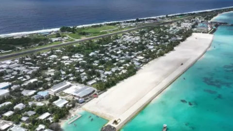 Este país del Pacífico está a nada de desaparecer; ¿qué pasará con sus habitantes