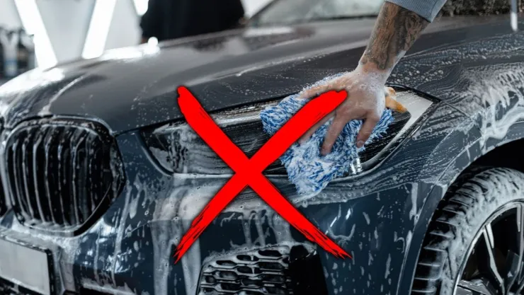 El método mágico para lavar el coche y que no se arruine la pintura