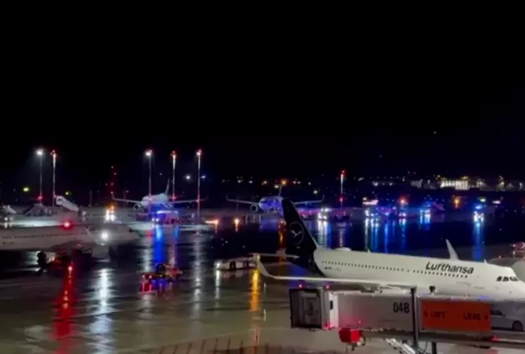 Hombre entra armado al aeropuerto de Hamburgo