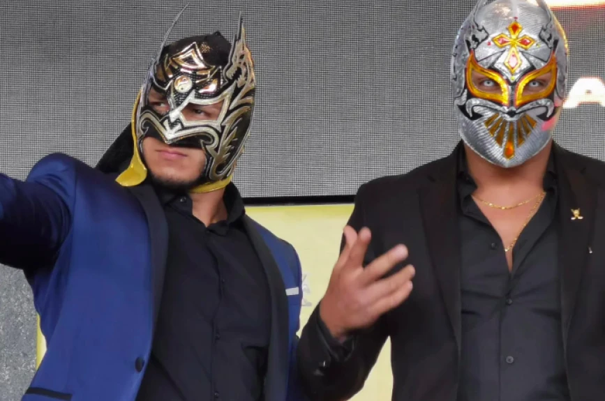 Lucha Libre AAA Triplemanía XXX cartel completo