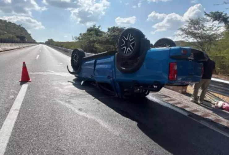 Accidentes provocan cierres parciales en la Autopista Cuernavaca–Acapulco.