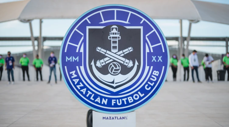 Escudo del Mazatlán en la Liga MX