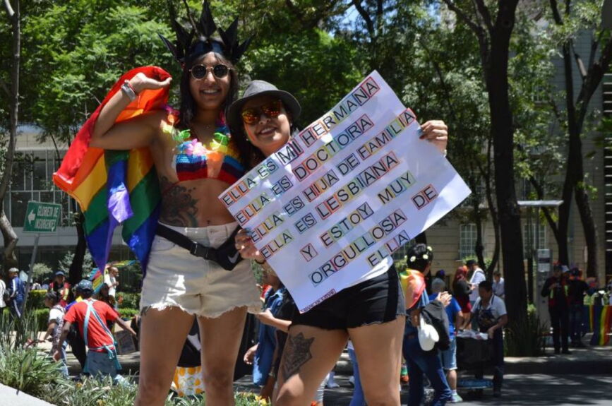 Marcha LGBT reunió a más de 250 mil personas en CDMX: FOTOS