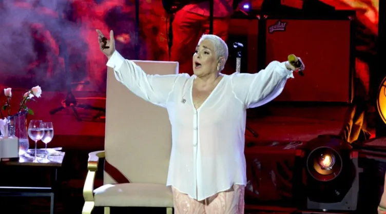Lupita D’Alessio en en concierto.