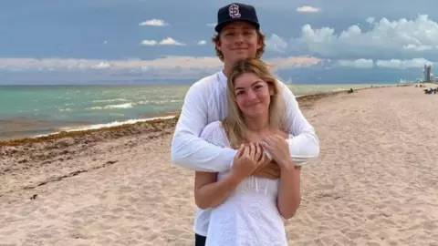 ¡Del odio al amor! Joven se casa con el chico que le hacia bullying