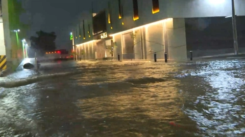 ¡Incendio en medio de la tormenta! Finca arde en llamas en Zona Metropolitana de Guadalajara; ¿de nuevo provocado?
