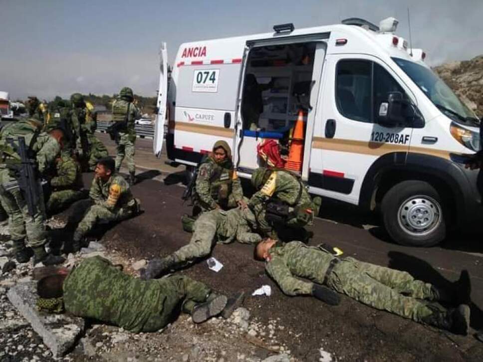 Camión de militares a barranco (8).jpeg