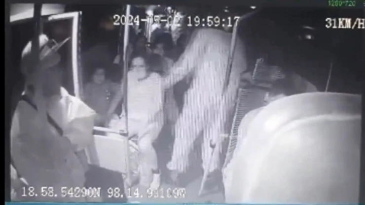 aptan VIOLENTO asalto a la Ruta 4 en la colonia Guadalupe Hidalgo, Puebla