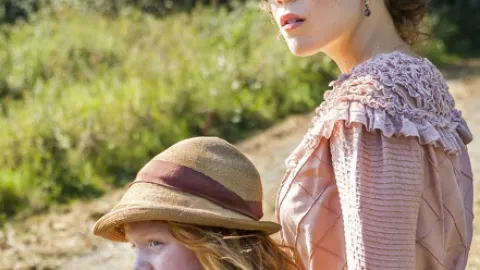 Mamie Laverock pertenece al cast de la popular serie “When Calls th Heart” de Hallmak Channel