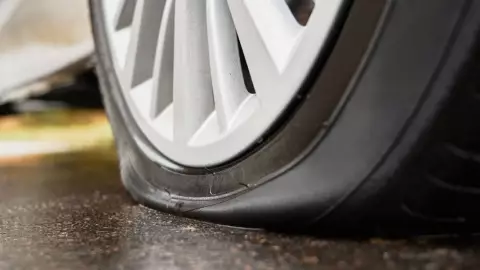 PORTADA llantas ponchadas.jpg